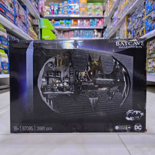 نمای جلویی بسته‌بندی لگو غار بتمن مدل 87085 با تصویر Batcave