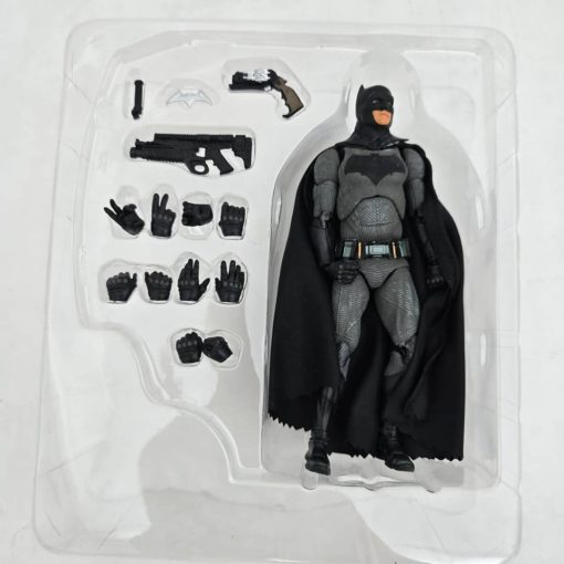 اکشن فیگور بتمن کد 70153 - MediCom Toy - Image 8