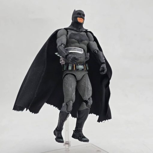 اکشن فیگور بتمن کد 70153 - MediCom Toy - Image 3