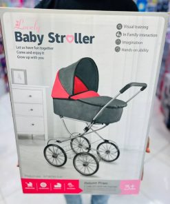 کالسکه بچه قابل‌تا شدن لاکچری Lovely Baby Stroller در جعبه اصلی با رنگ‌بندی جذاب.