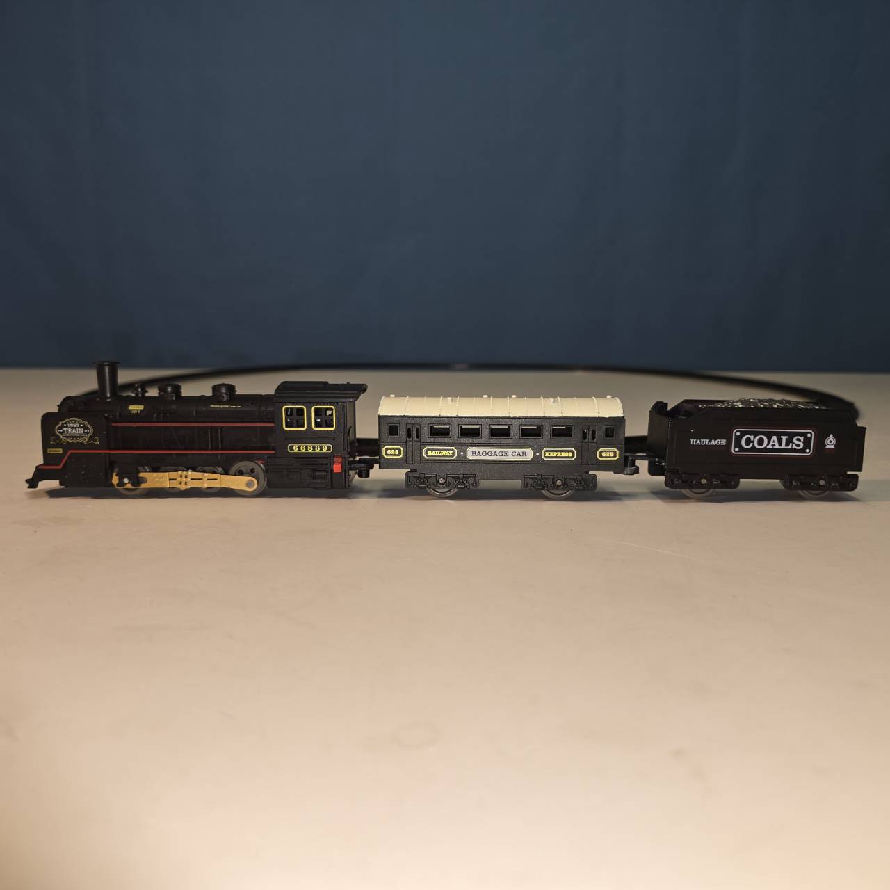 قطار اسباب بازی کلاسیک HS8016 - تصویر 6